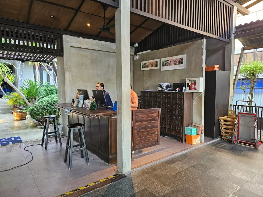 Vastuvõtt Homm Chura Samui