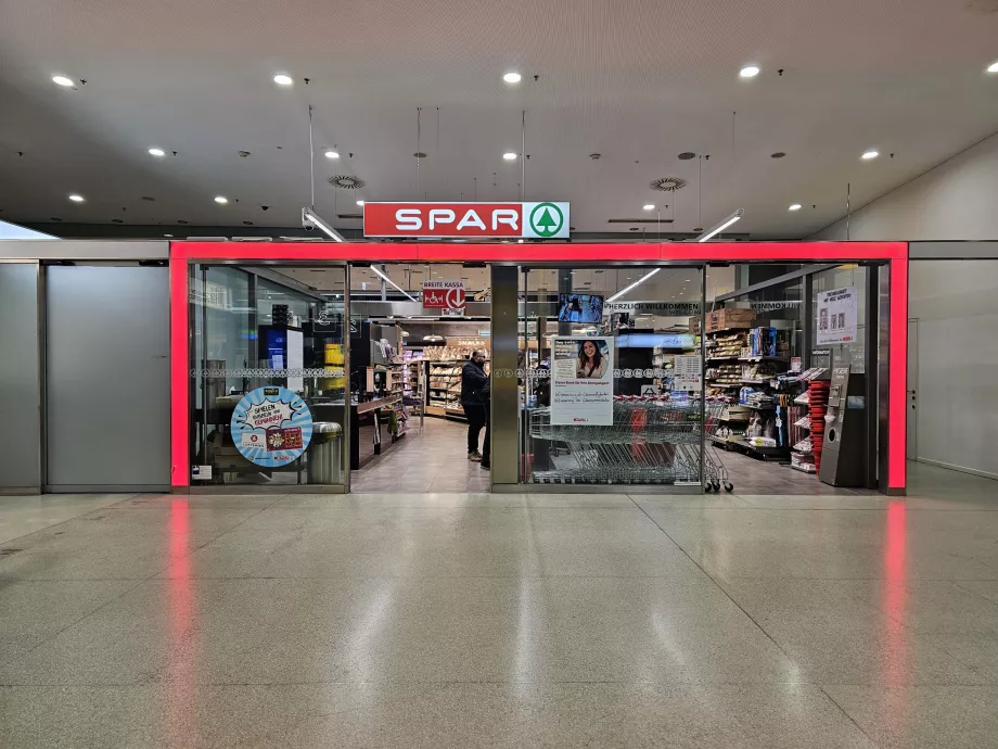Supermarket Spar, avalik osa