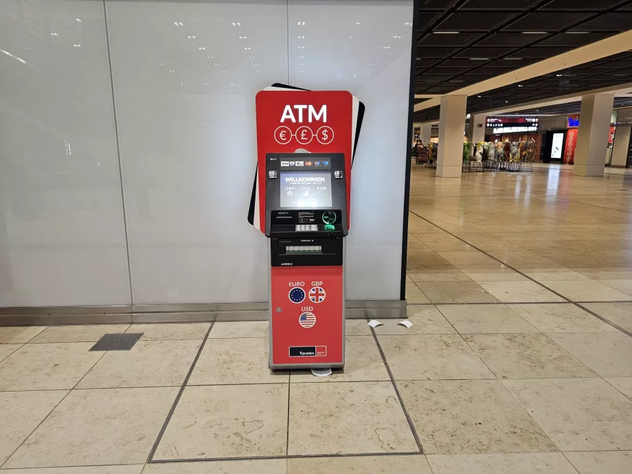 Travelexi sularahaautomaat