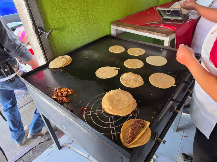Peatus tacos barbacoa
