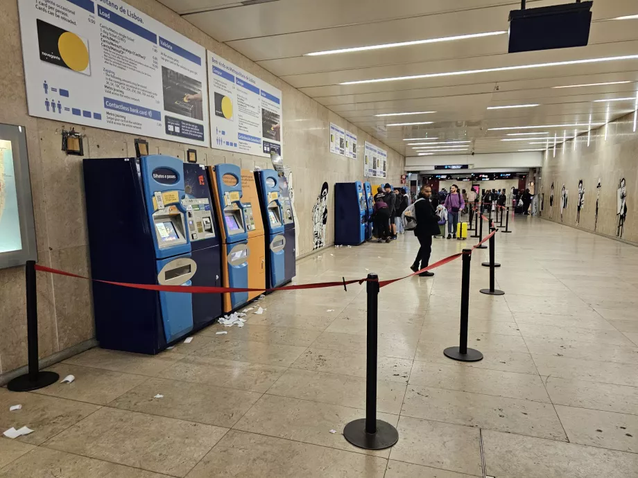 Piletiautomaadid metroos (kehtib ka busside ja trammide puhul)