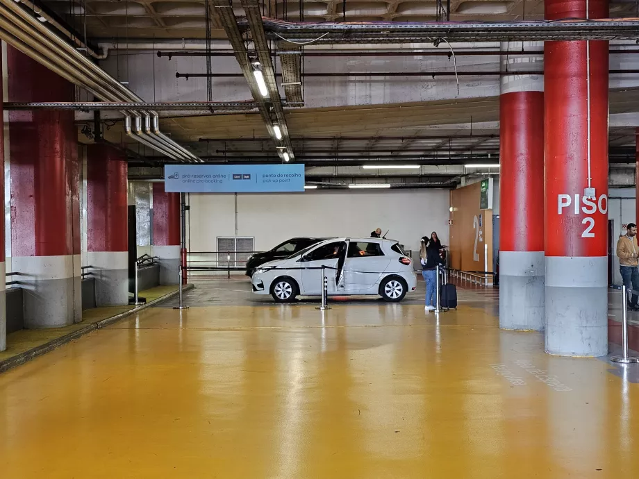 Peatuspaik, Uber ja Bolt