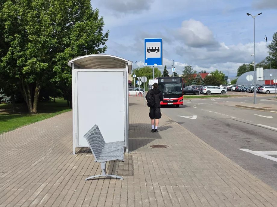 Linna- ja linnadevaheliste busside peatus