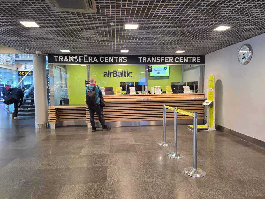 AirBaltic transiidilett