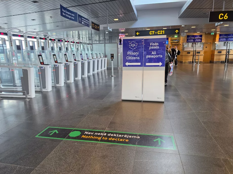 Passikontroll lennureisidel väljaspool Schengeni ala