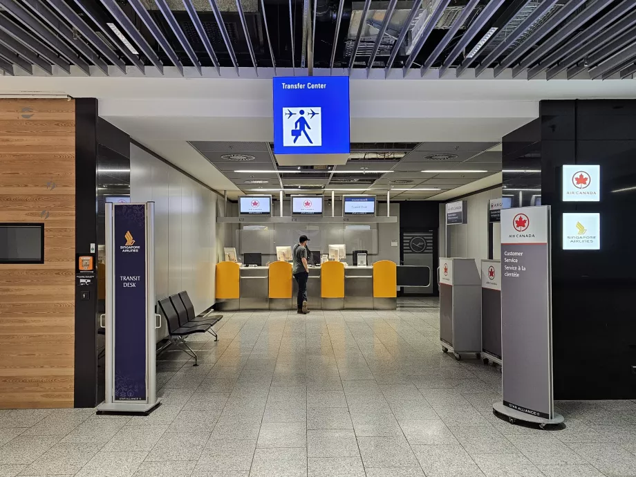 Transfeer counters, Frankfurt Airport