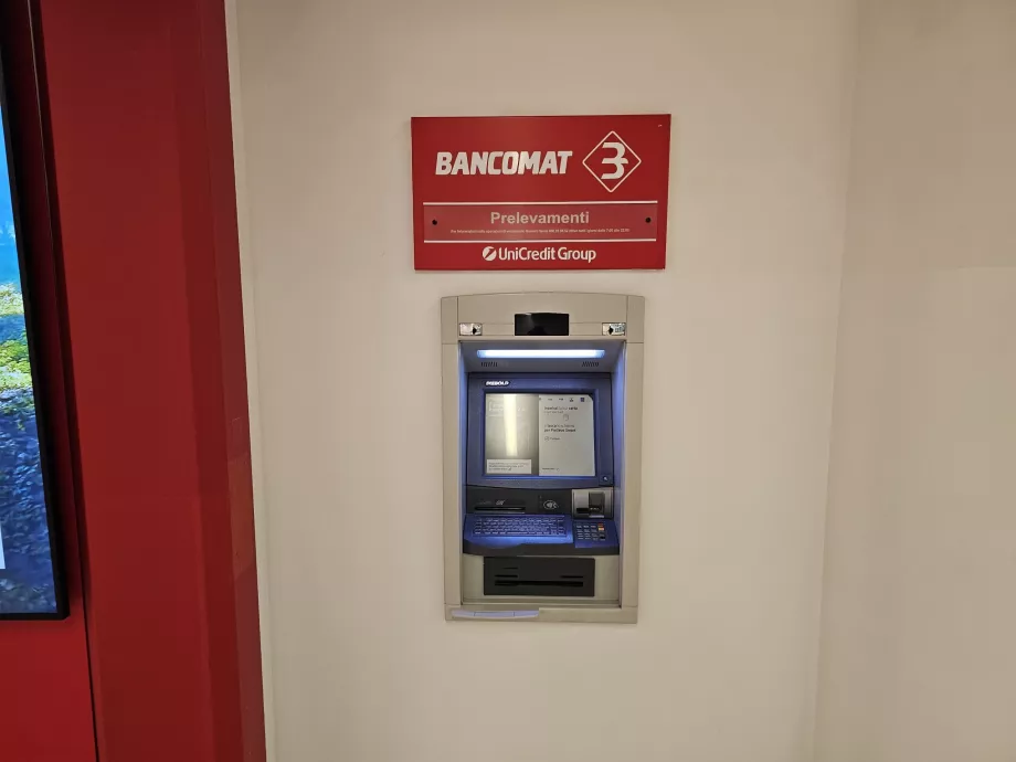 UniCredit pangaautomaat
