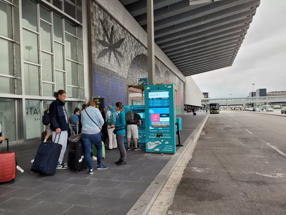 Aerobussipeatus terminal 2 ees