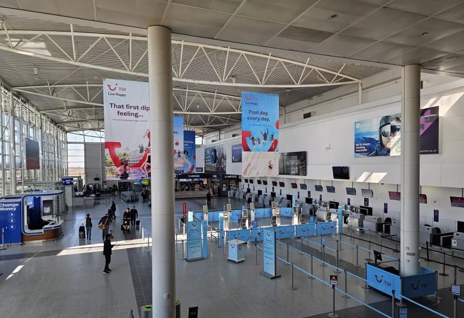 Väljuvate lendude saal, NCL-i lennujaam