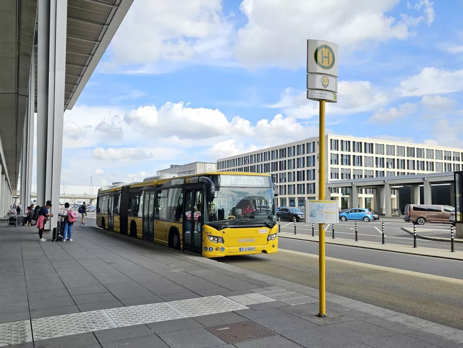 Buss X7, BER lennujaam