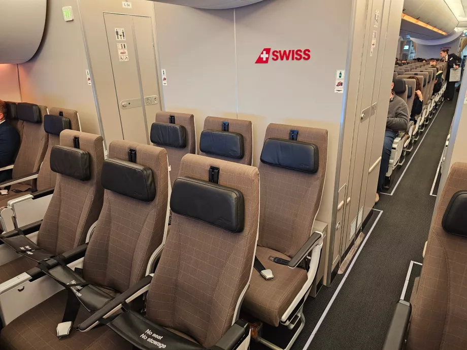 Vaade tavalisele turistiklassile