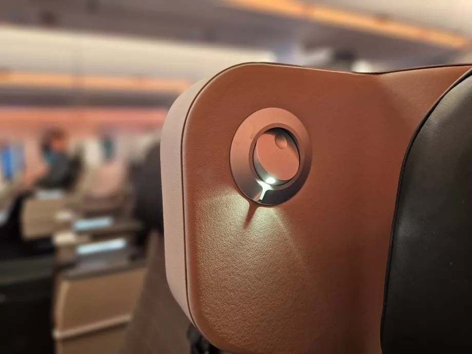 Lugemislamp istme juures