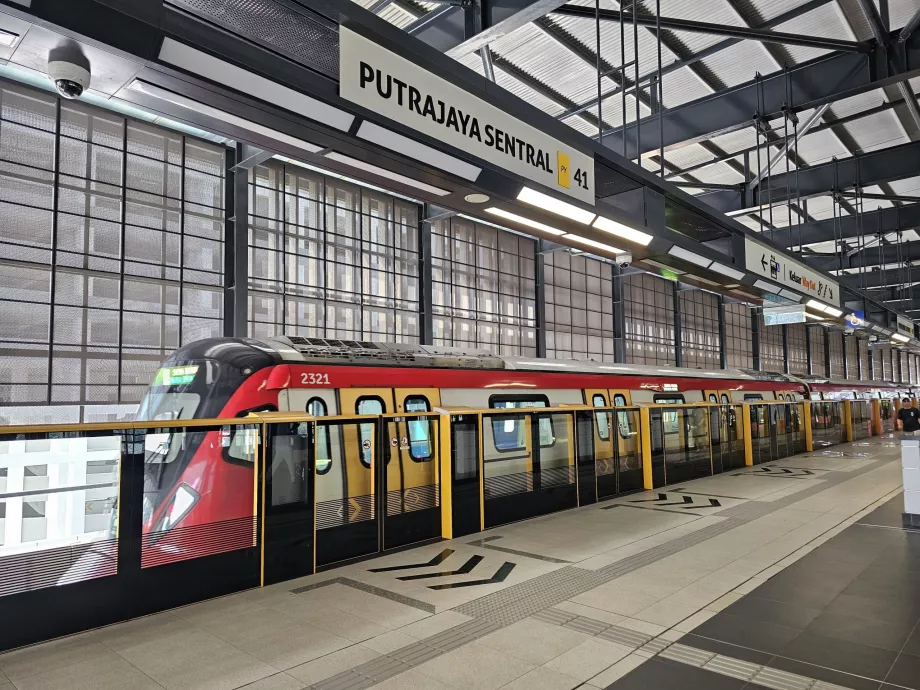 Putrajaya Sentral metroojaam