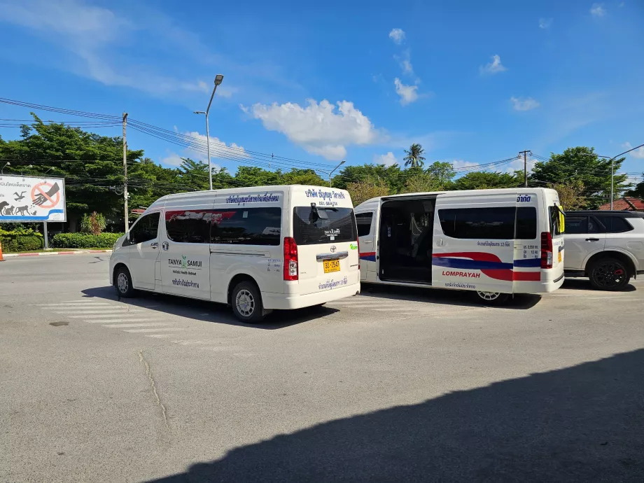 Väikebussid Lomprayah parvlaevadele