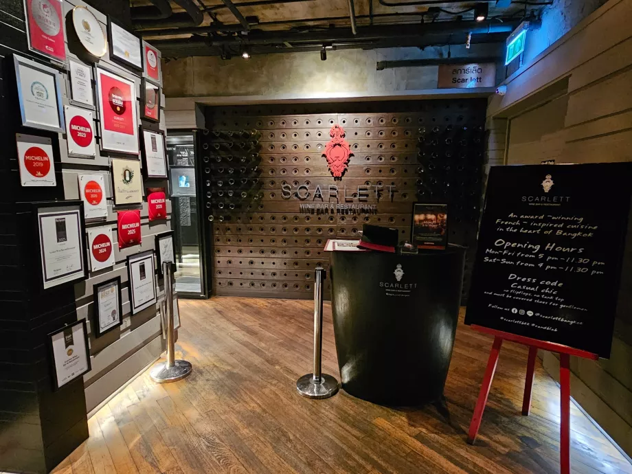Restoran Scarlett