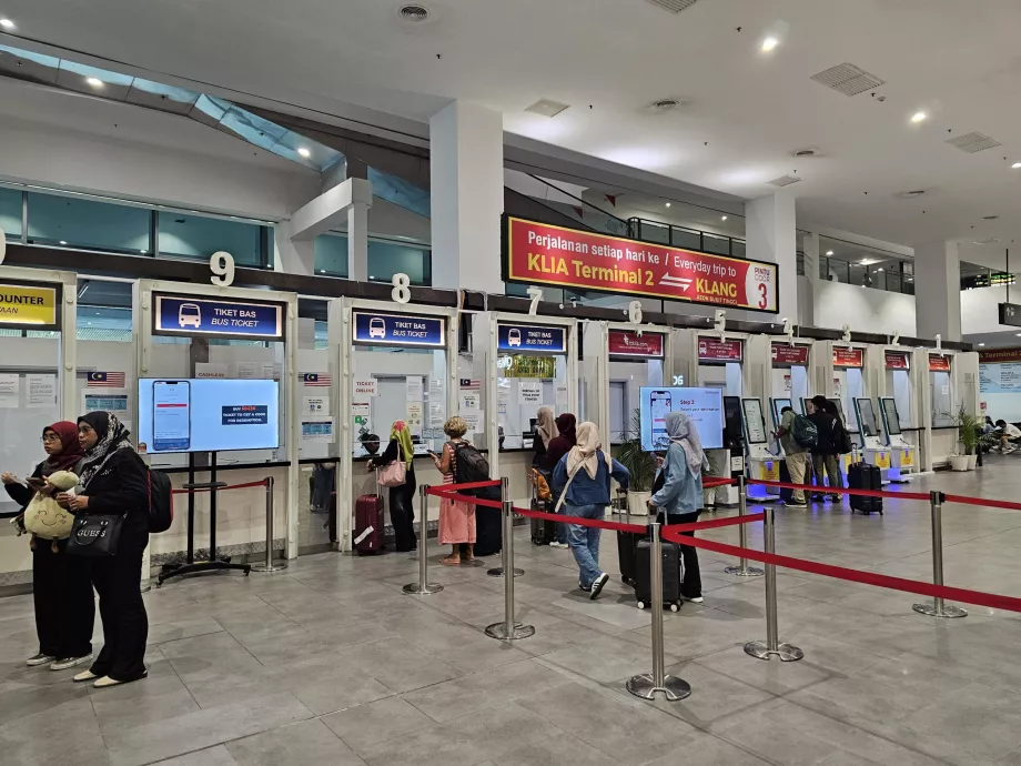 Kaugliinibusside piletid, terminal 2