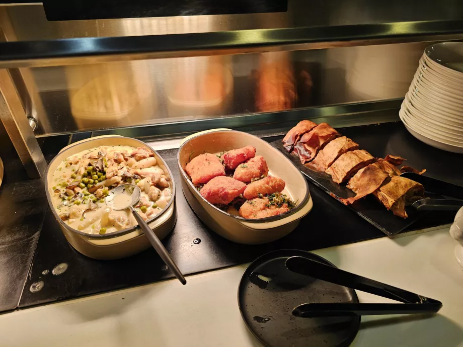 Buffet - lõunamenüü