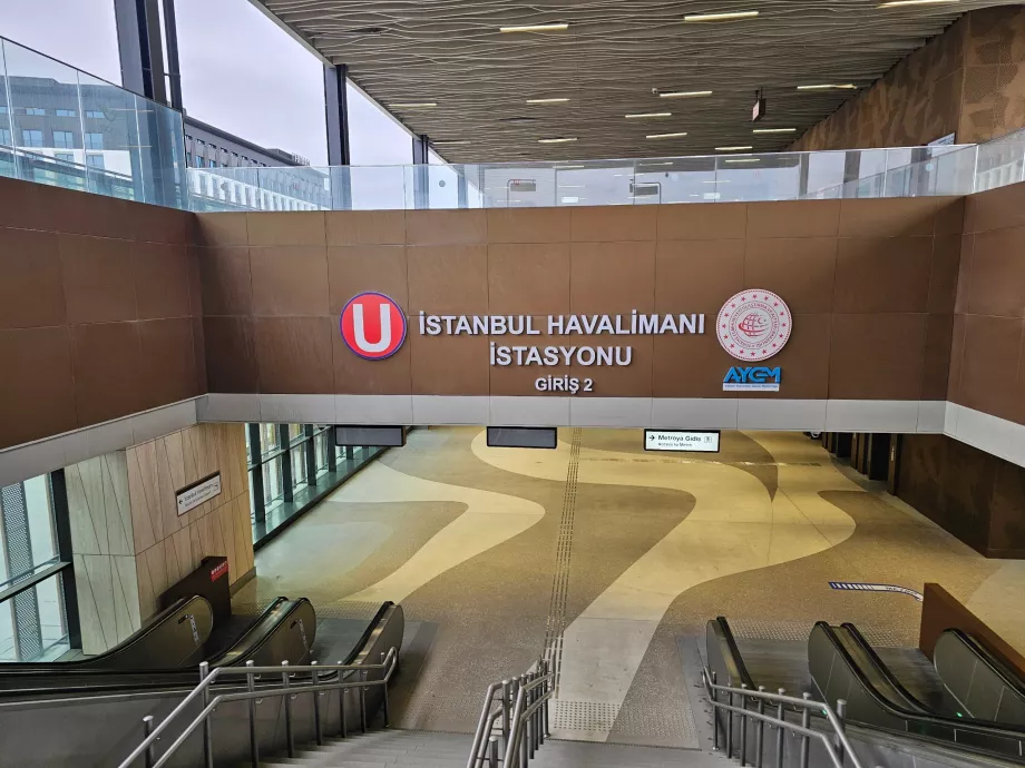 Istanbuli lennujaama metroojaamad