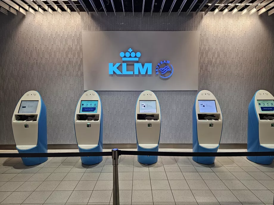 KLMi ümberistumiskioskid