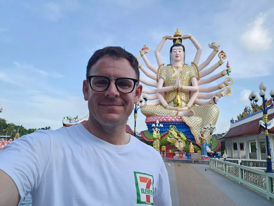 Mina Wat Plai Laemis
