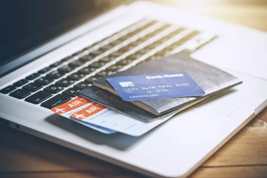 Nime muutmine piletil