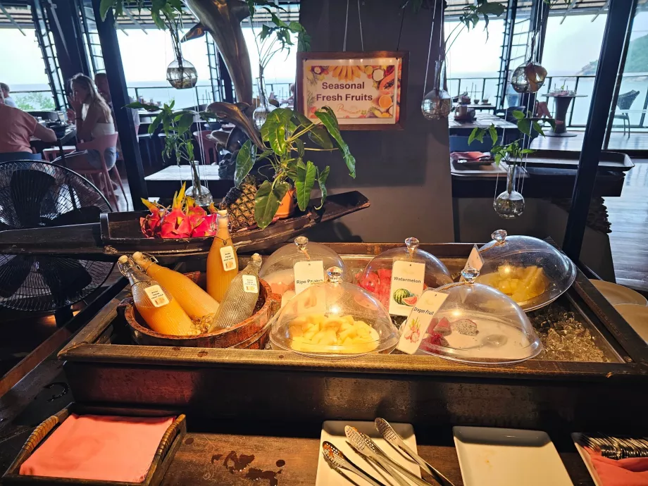 Hommikusöök: mahlad ja värske