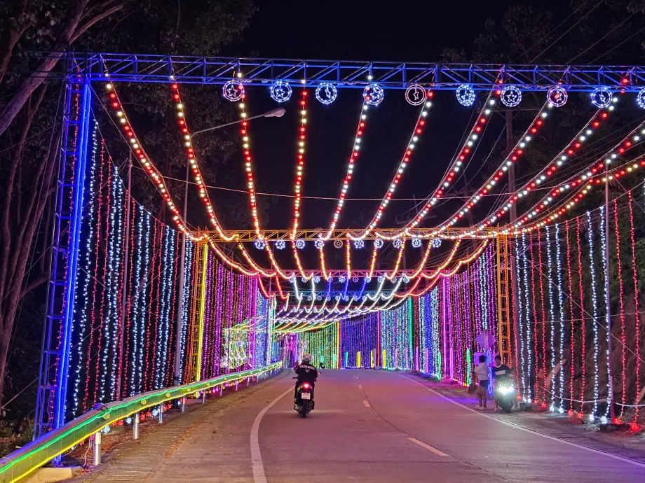 Väljumine täiskuu peolt