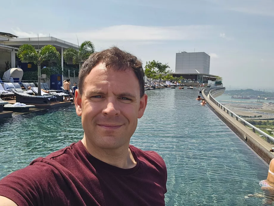 Marina Bay Sands'i lõpmatu bassein