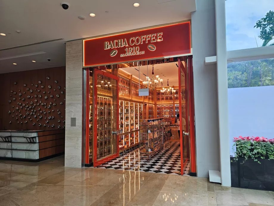 Kauplused hotelli fuajees