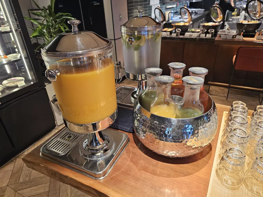 Hommikusöök - mahlad ja vesi