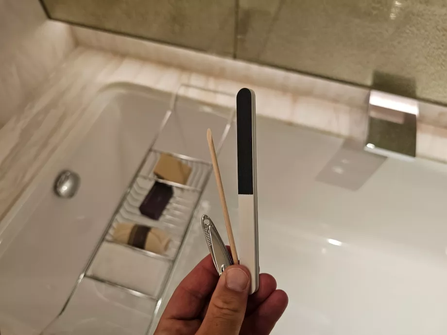 Küüneviil ja küünepikendajad