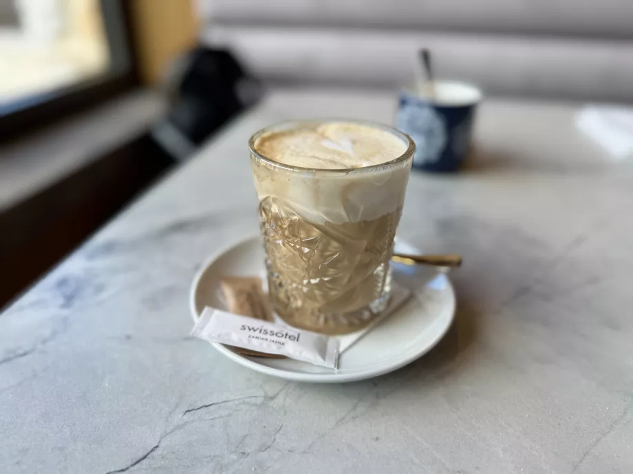 Flat white hommikusöögiks