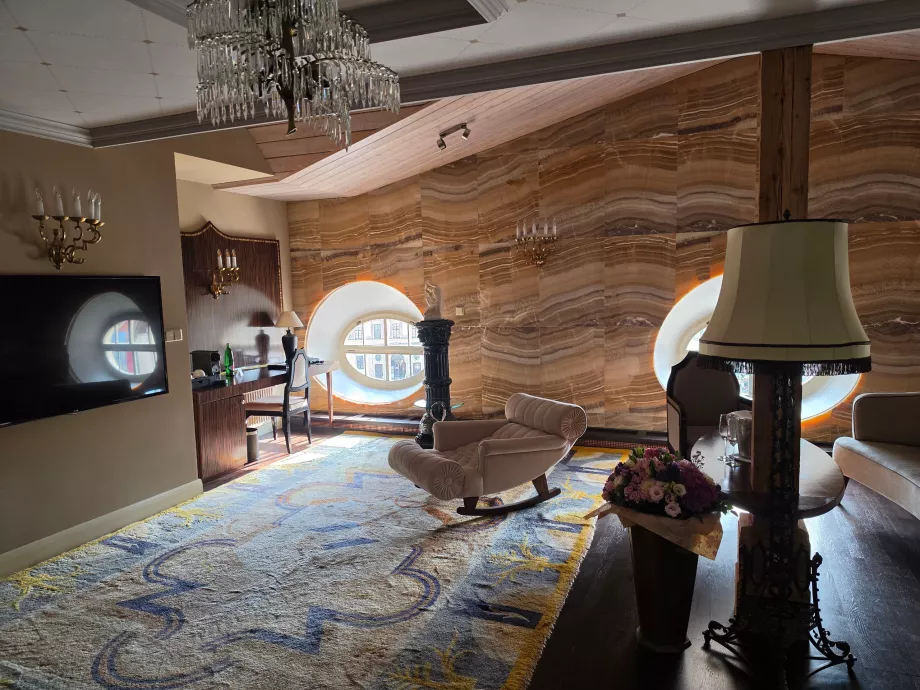 Onyx Tower sviit
