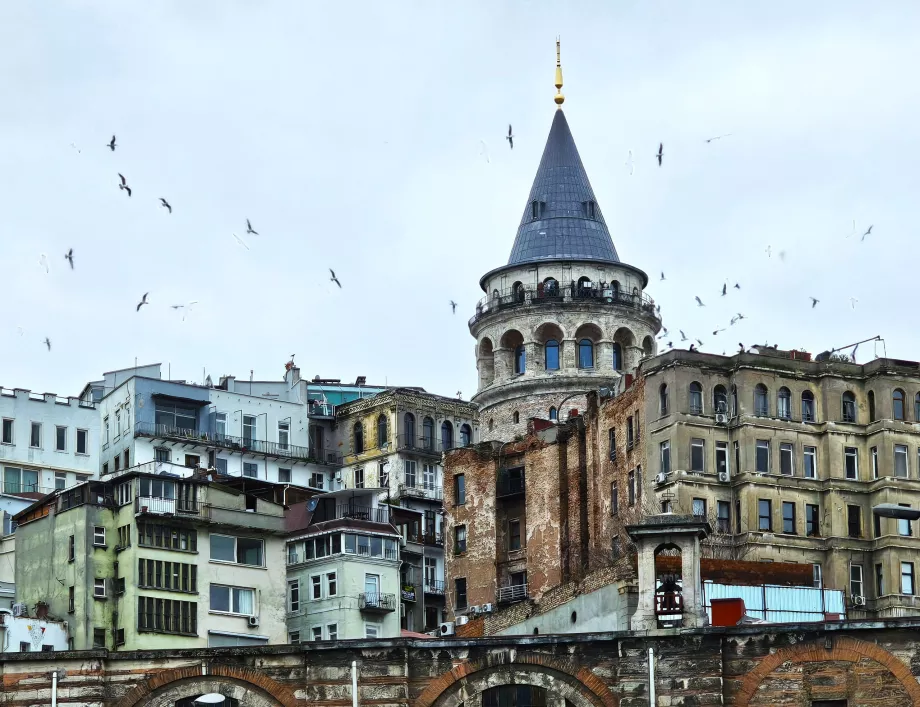 Galata torn