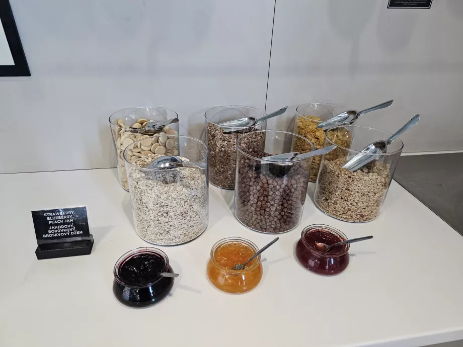 Granola, müslid ja moosid