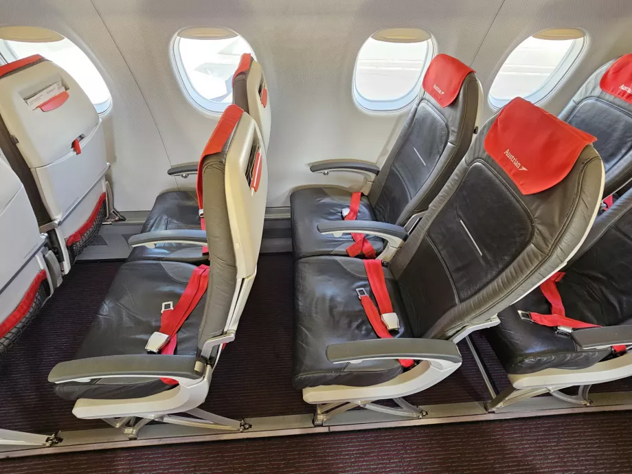 Embraer E190 istmed