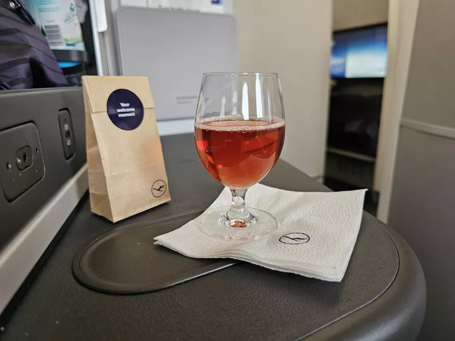 Tervitusjook, Aviator kokteil