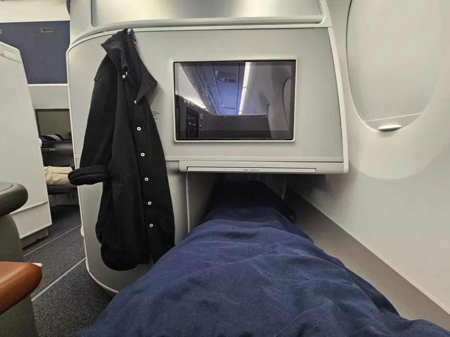 Lamades väljapandaval istmel