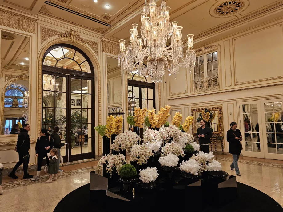 Hotelli peamine fuajee