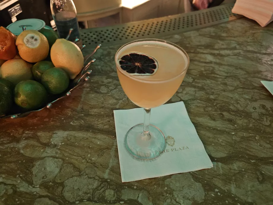 Kokteil Palm Court restoranis