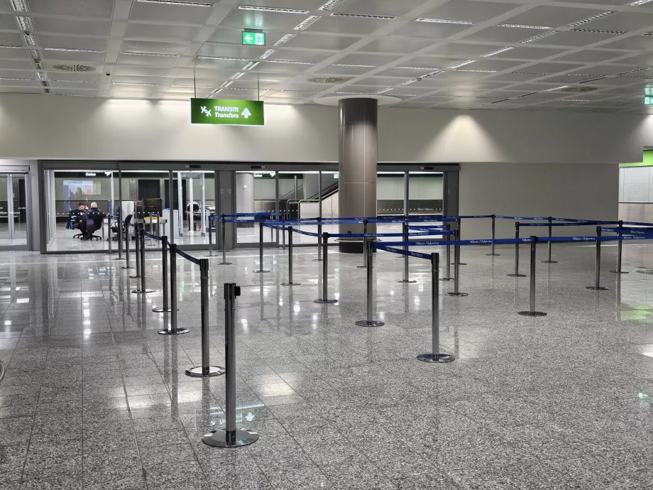 Ümberistumine, terminal 1