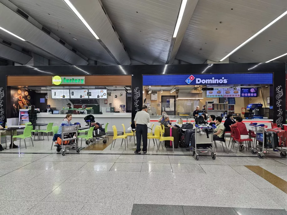Värskendused saabuvate lendude saalis, üldkasutatav ala, terminal 3