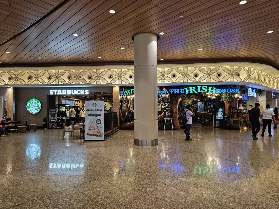 Restoranid, transiiditsoon, terminal 2