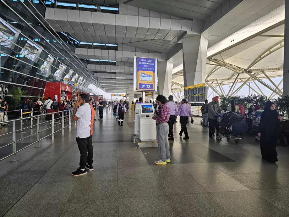 Kontrollid enne sisenemist terminal 3