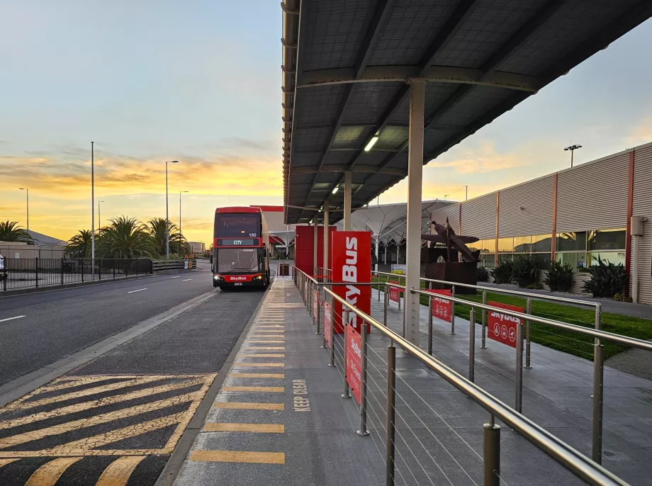 Skybuse peatus terminali ees
