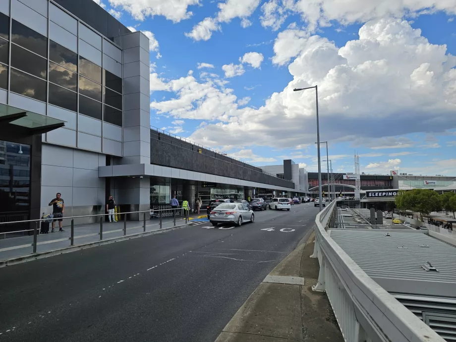 Terminal 2
